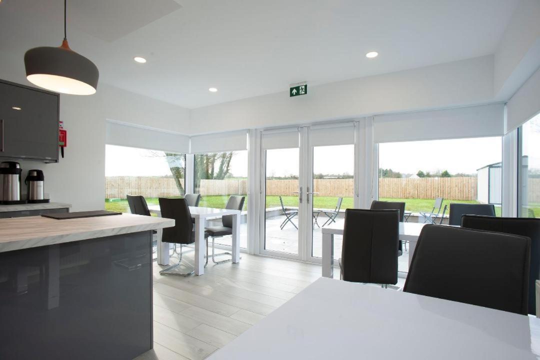 Causeway Guest Accommodation ブッシュミルズ エクステリア 写真